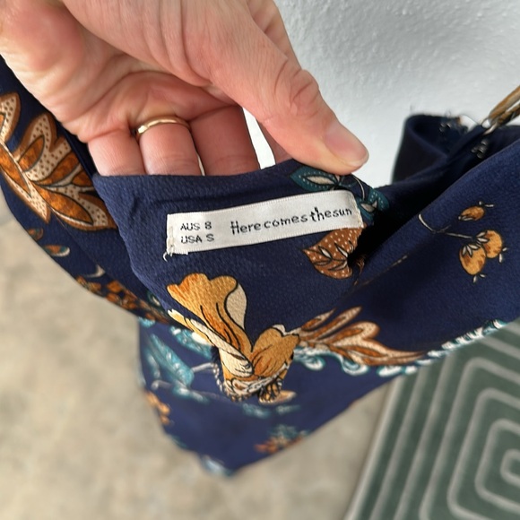 Floral Navy Blue Midi Dress - Picture 8 of 8